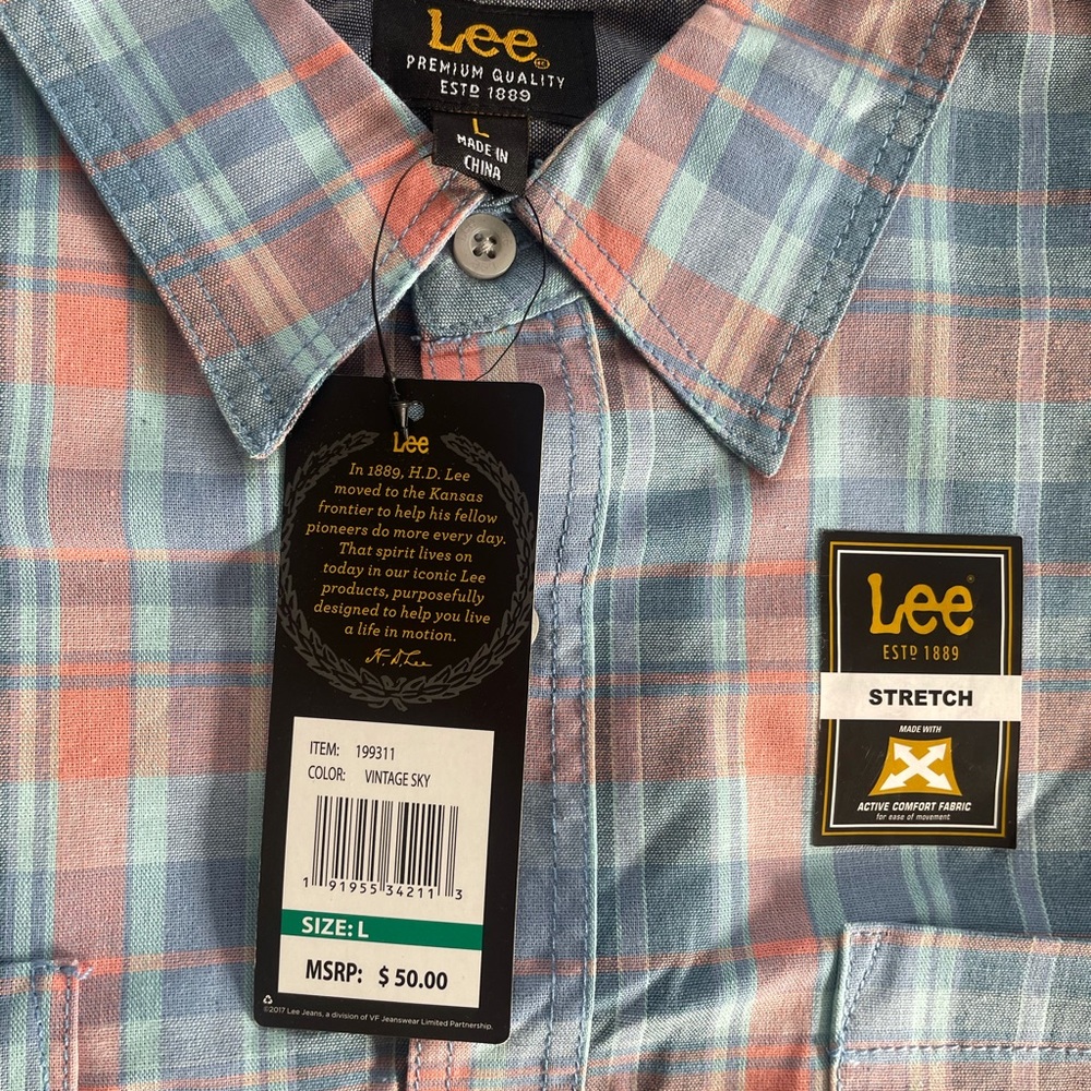 NEW MEN DRESS SHIRT - Picture 2 of 3